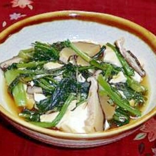 きざみ昆布でだし要らず、豆腐とほうれん草の煮物